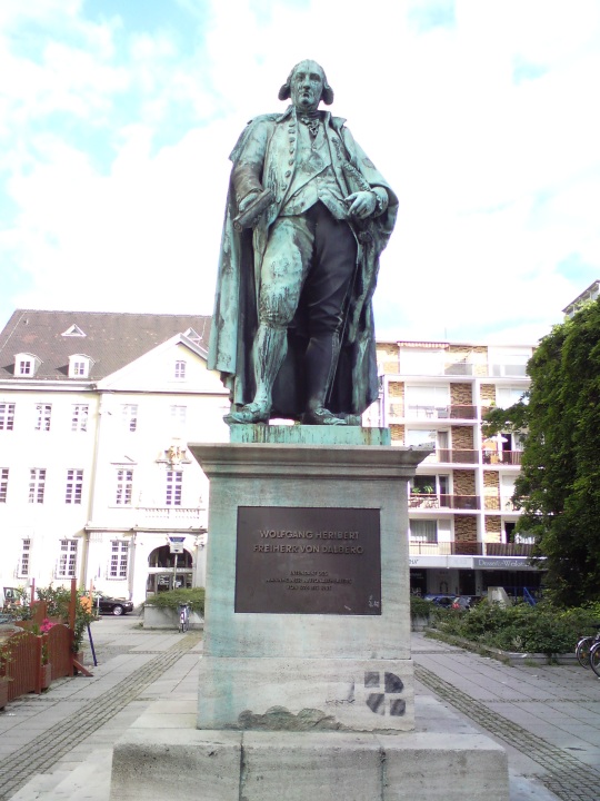 Dalberg-Denkmal